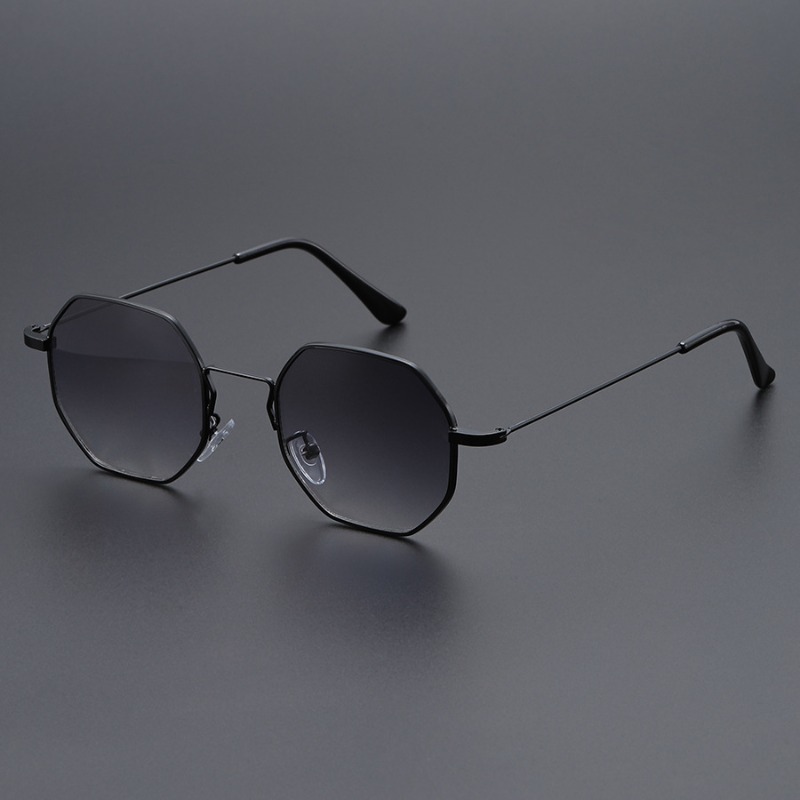 Sexy Small Square Sunglasses W - Metal Photo Panel recensie en prijs